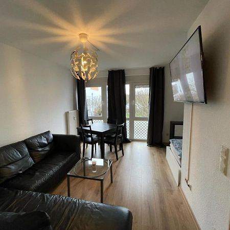 Ferienwohnung Mit 2 Zimmer, Kueche, Bad, In Saarbruecken Exterior photo